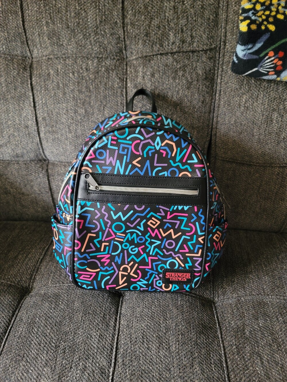Stranger Things Funko 80s Print Backpack - Picture 11 of 13